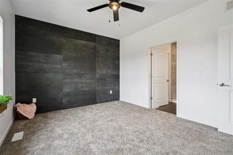 4022 Unbridled Avenue Iowa City IA 52240