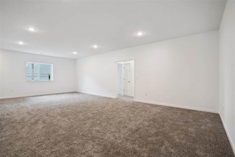 4022 Unbridled Avenue Iowa City IA 52240