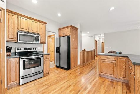 2030 Rosewood Ridge Drive Marion IA 52302