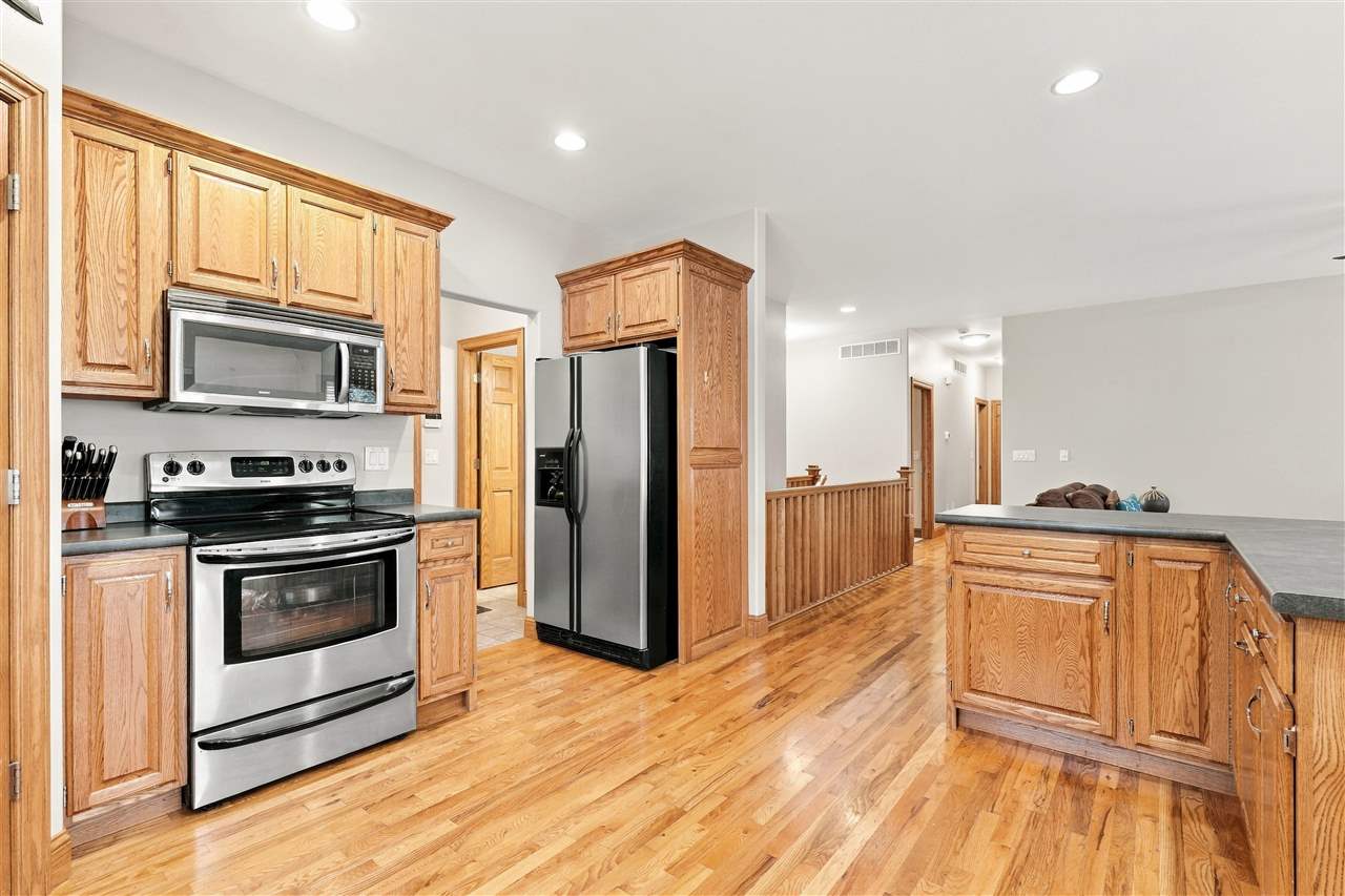 2030 Rosewood Ridge Drive Marion IA 52302