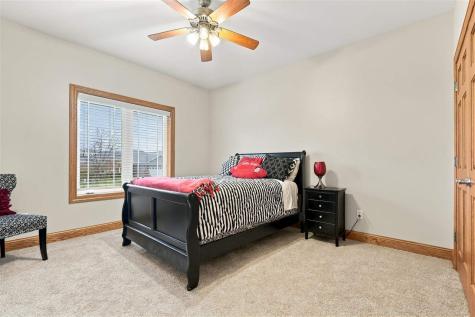 2030 Rosewood Ridge Drive Marion IA 52302