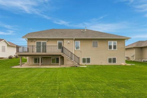 2030 Rosewood Ridge Drive Marion IA 52302