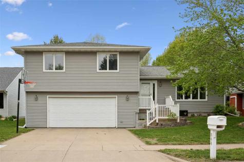 844 Pepper Drive Iowa City IA 52240