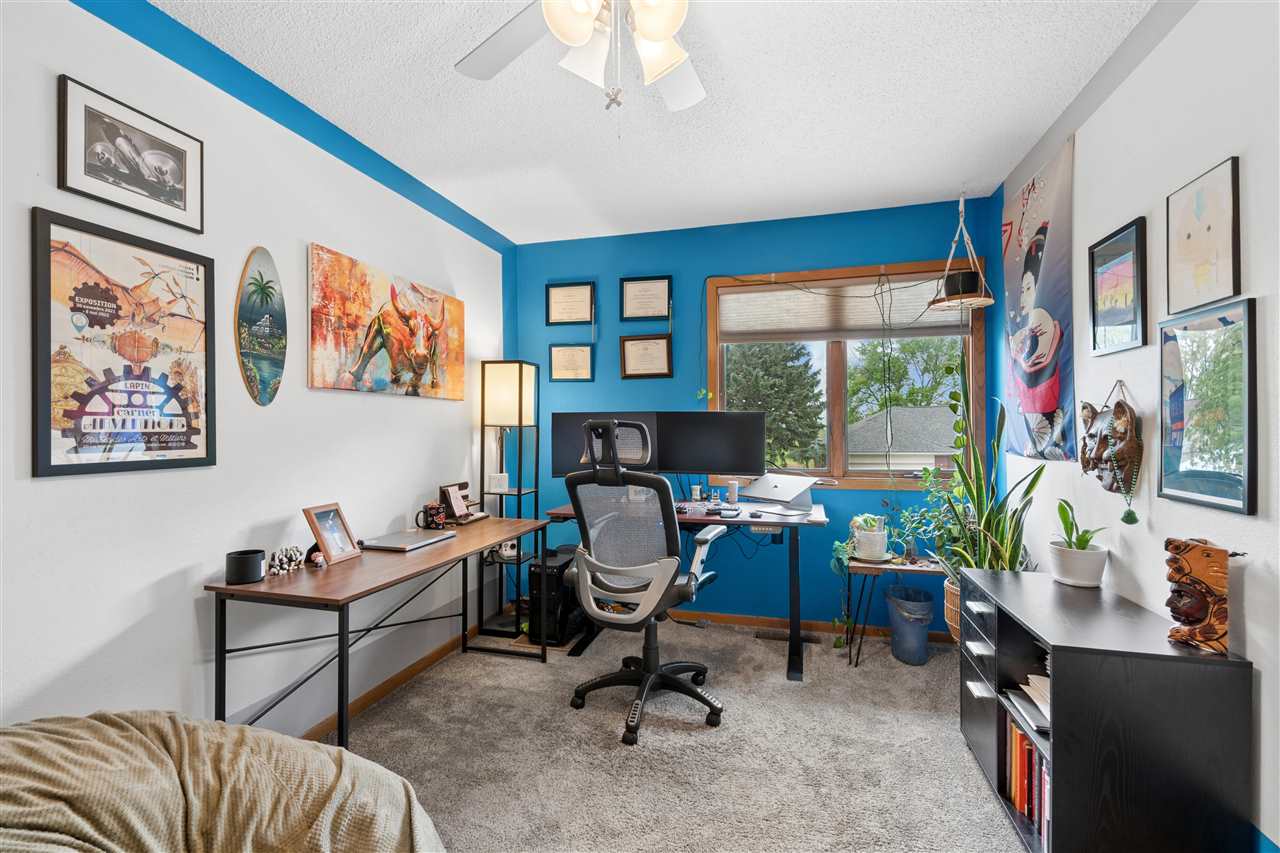 844 Pepper Drive Iowa City IA 52240