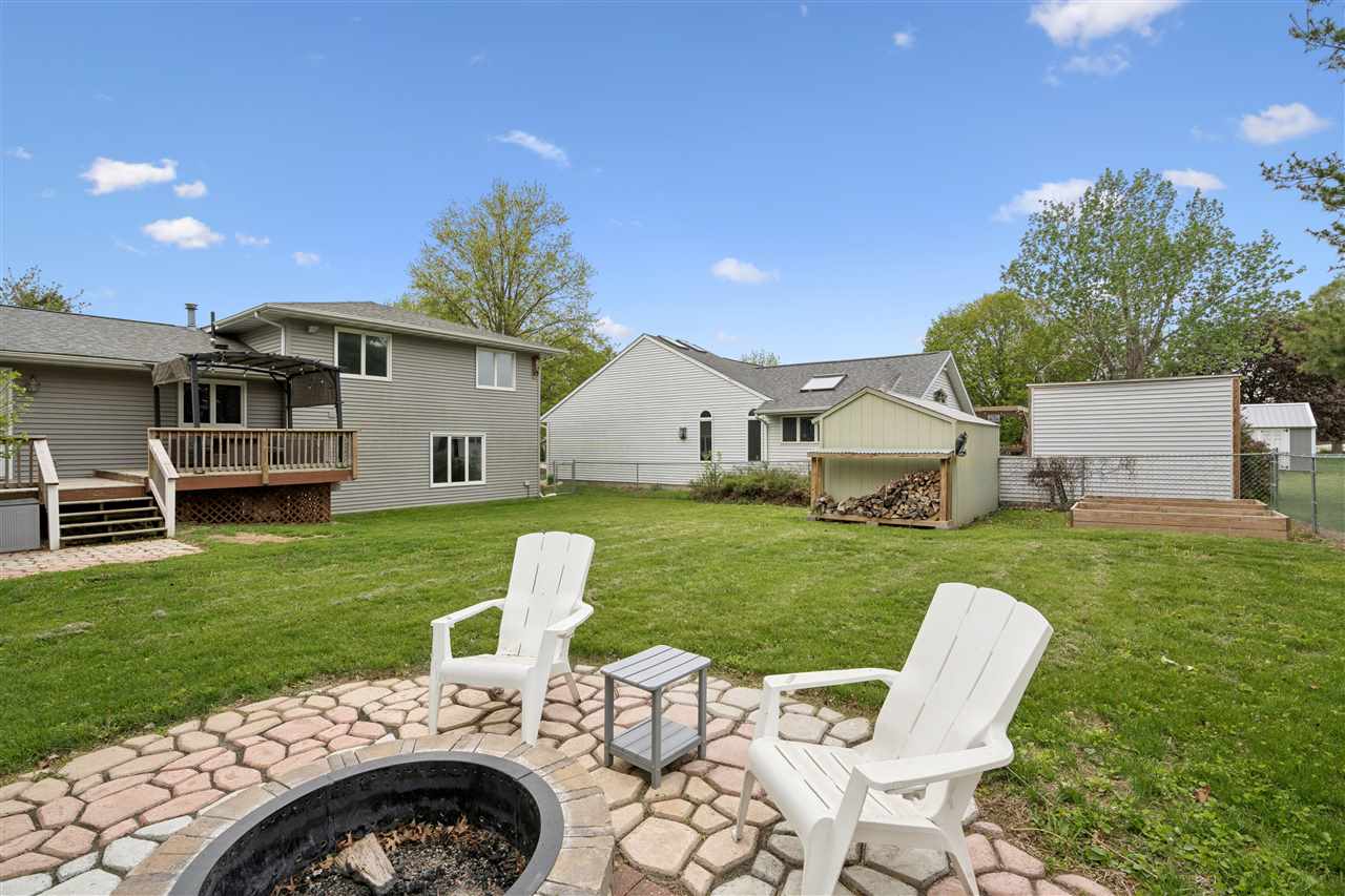 844 Pepper Drive Iowa City IA 52240