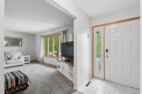 844 Pepper Drive Iowa City IA 52240