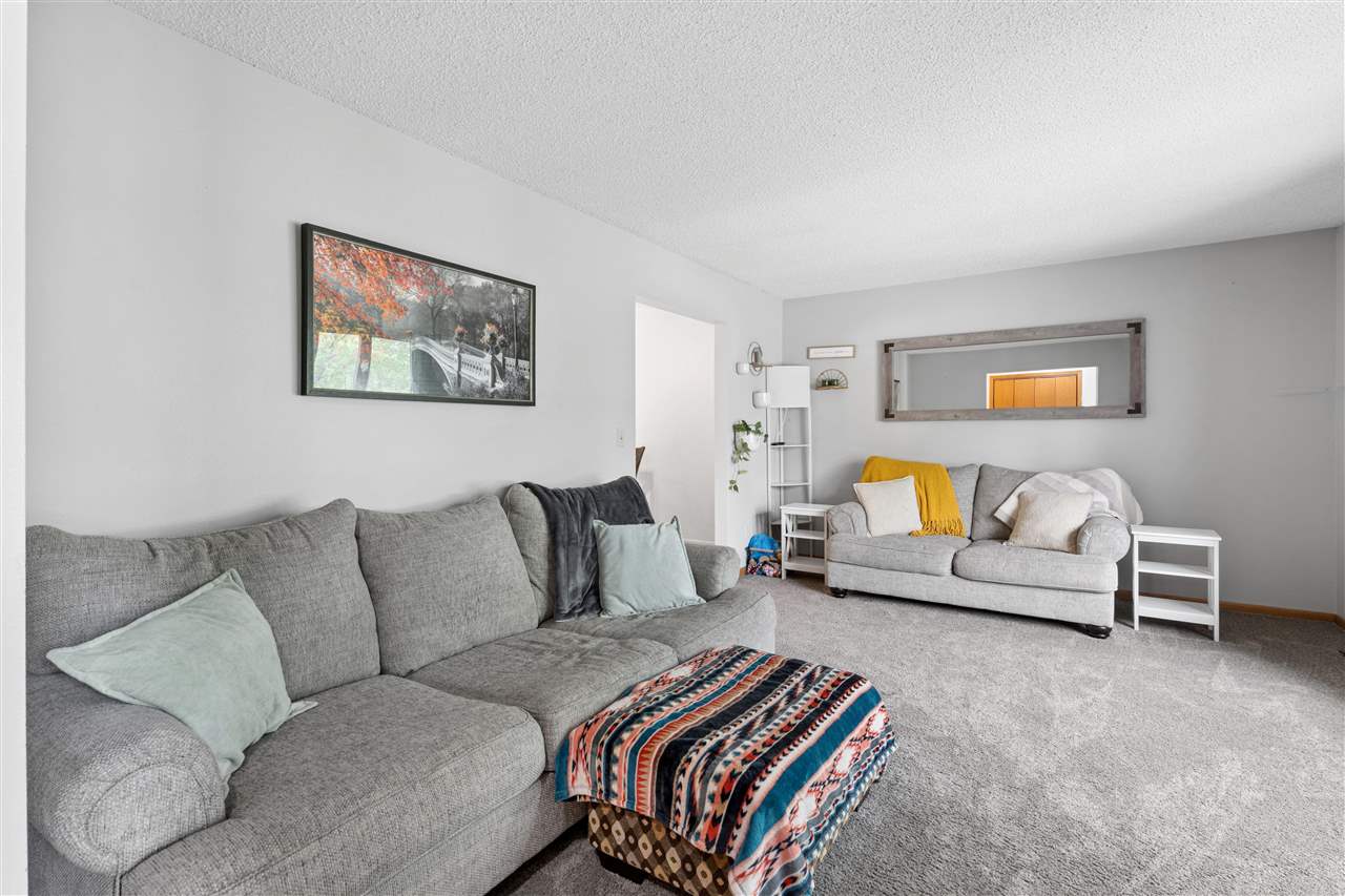 844 Pepper Drive Iowa City IA 52240