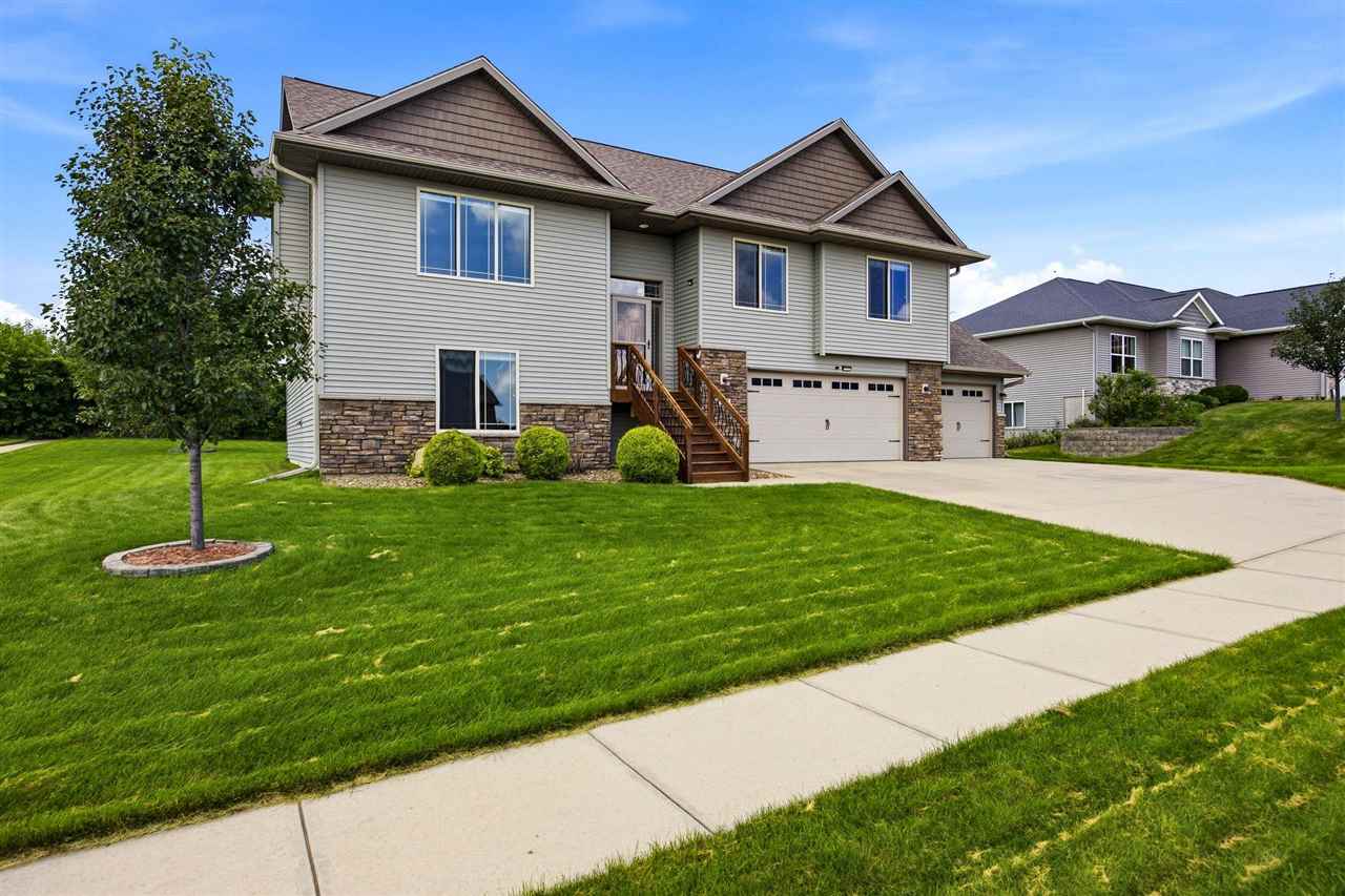 Tiffin IA, 513 Bainberry Street