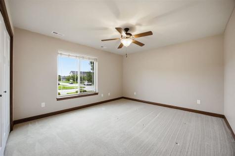 513 Bainberry Street Tiffin IA 52340
