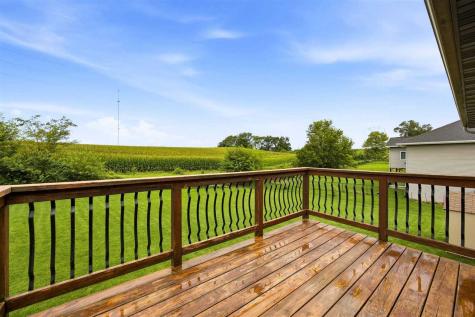 513 Bainberry Street Tiffin IA 52340
