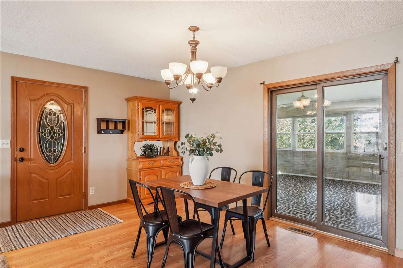 2463 110th Street Marengo IA 52301