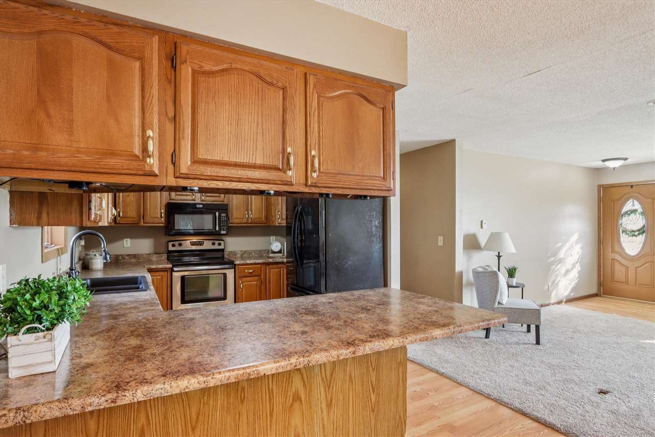 2463 110th Street Marengo IA 52301