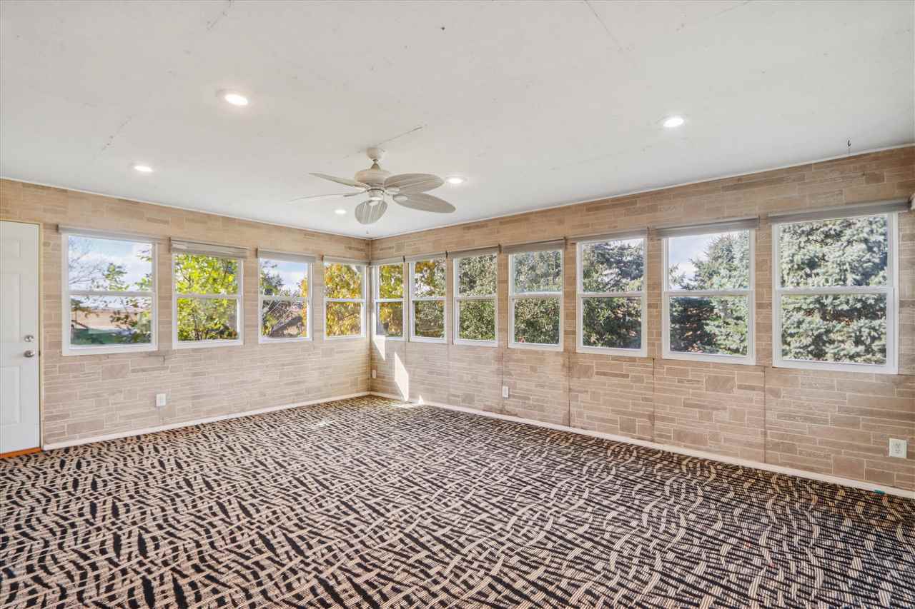 2463 110th Street Marengo IA 52301