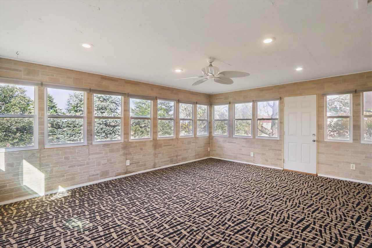 2463 110th Street Marengo IA 52301