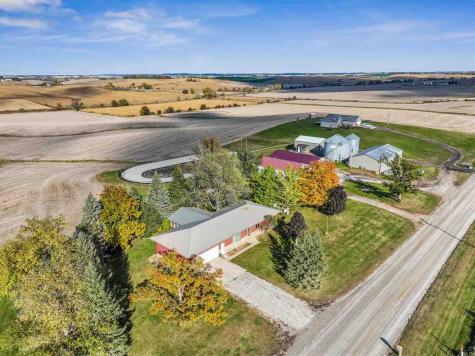 2463 110TH Street Marengo IA 52301