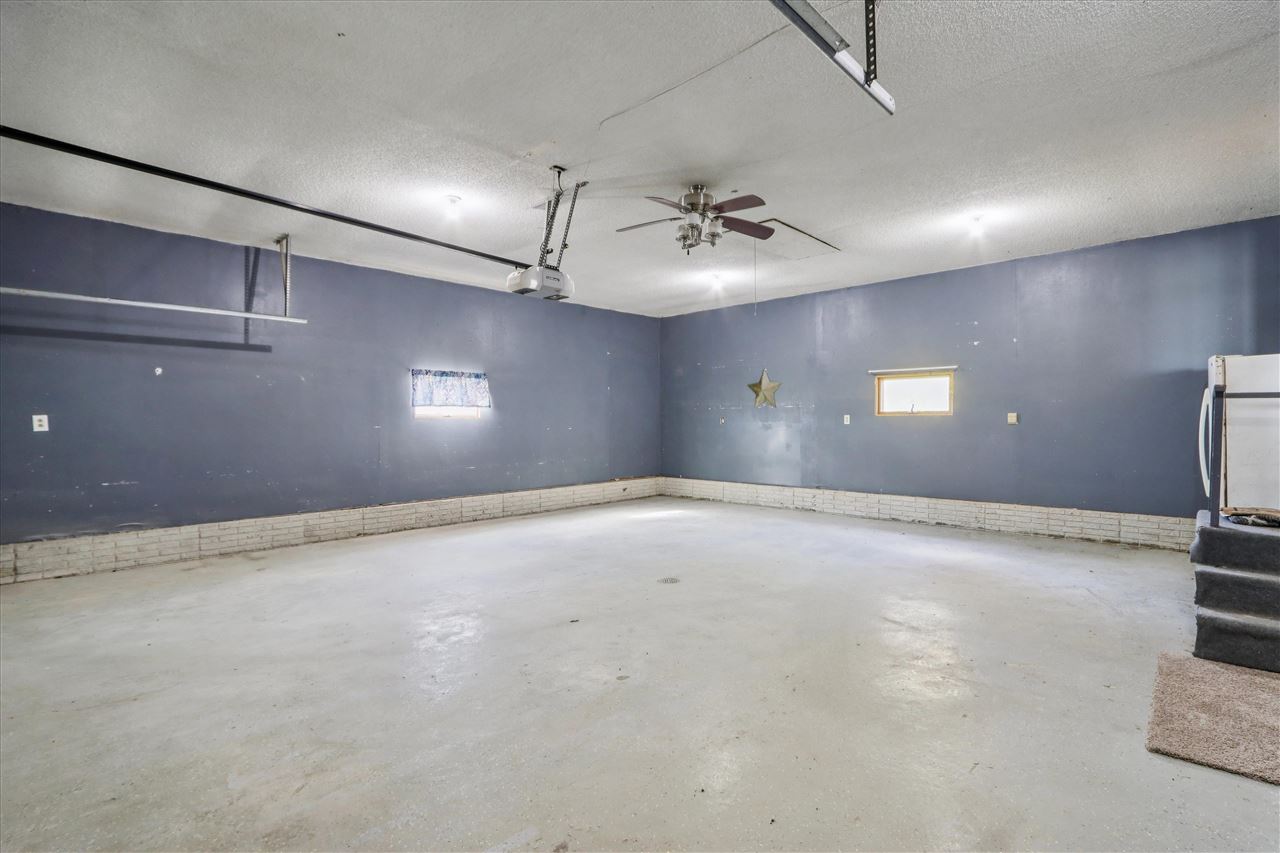 2463 110th Street Marengo IA 52301