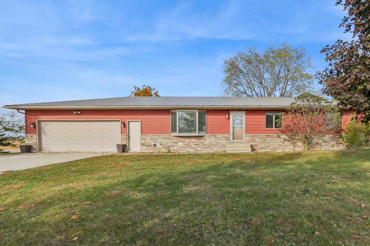 2463 110th Street Marengo IA 52301