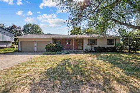 1507 Oakcrest Avenue Iowa City IA 52246