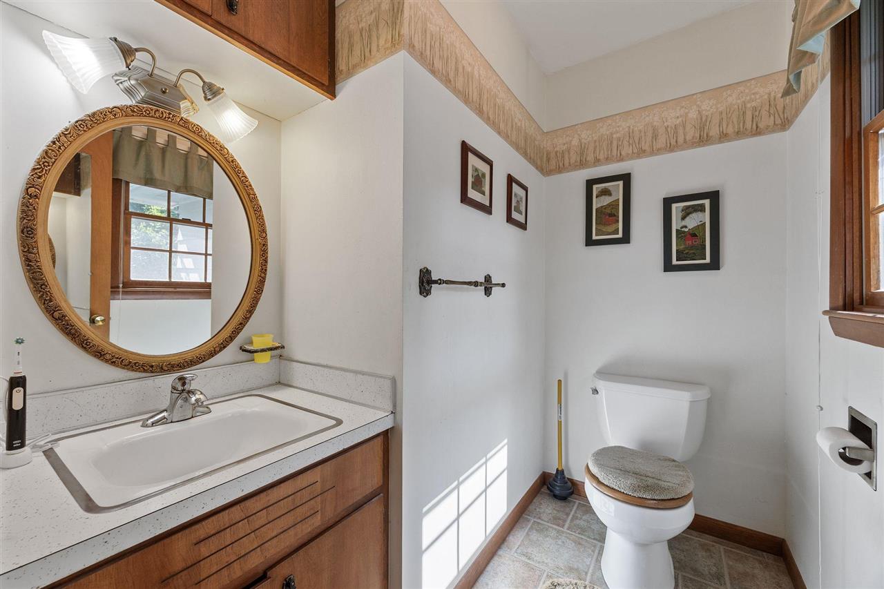 1507 Oakcrest Avenue Iowa City IA 52246