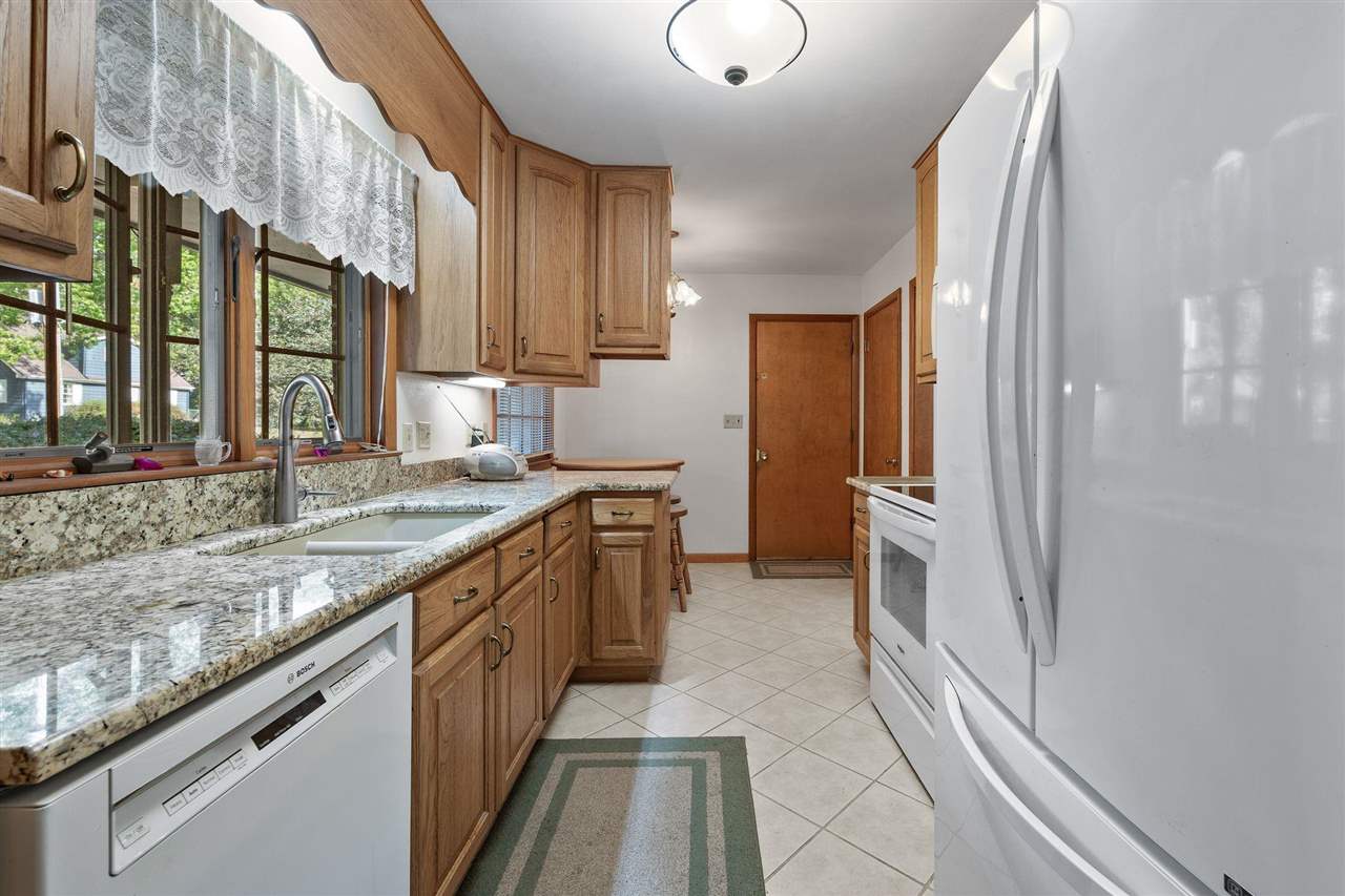 1507 Oakcrest Avenue Iowa City IA 52246