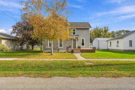 910 N 7th Street Washington IA 52353