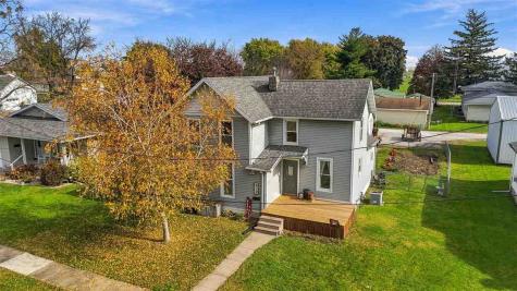 910 N 7th Street Washington IA 52353