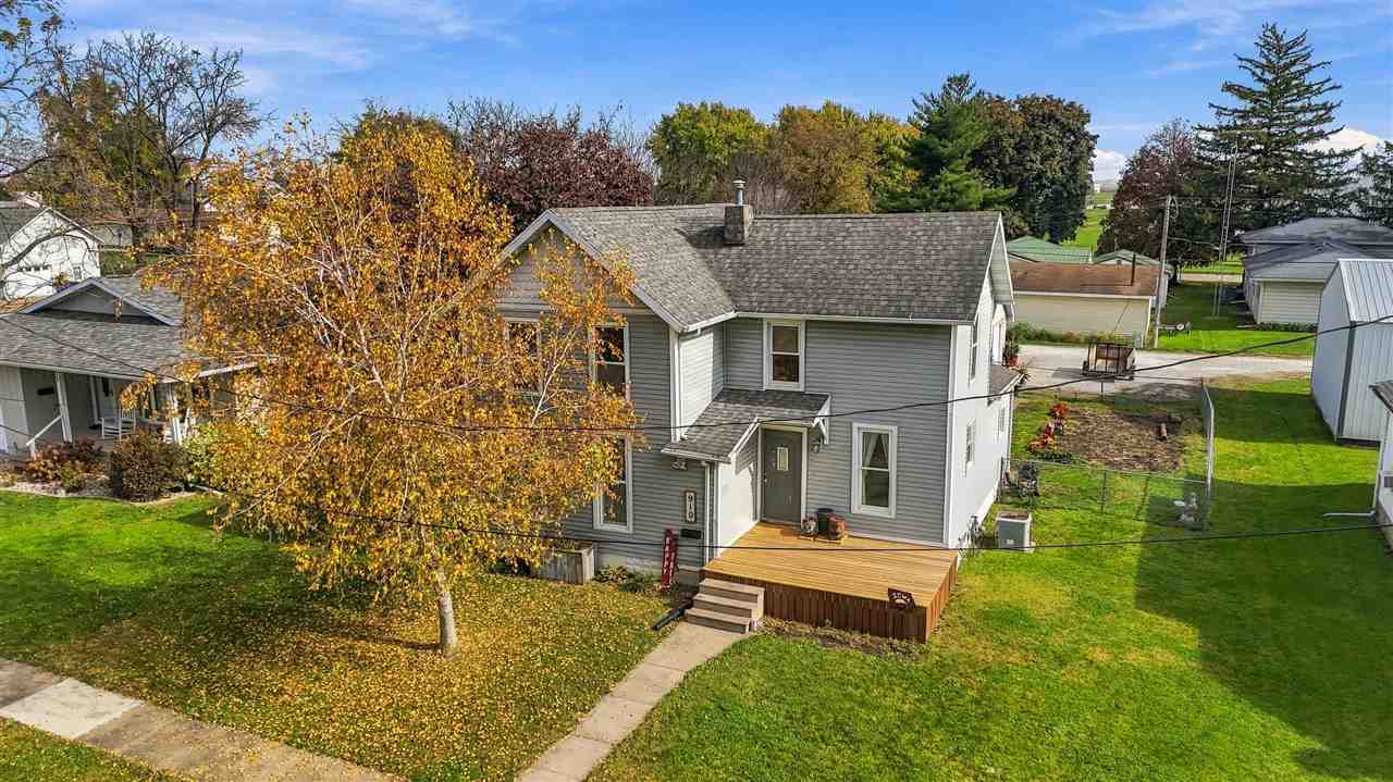 910 N 7th Street Washington IA 52353