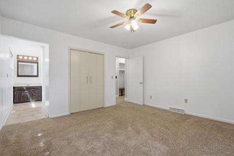 27 Prospect Place Iowa City IA 52246