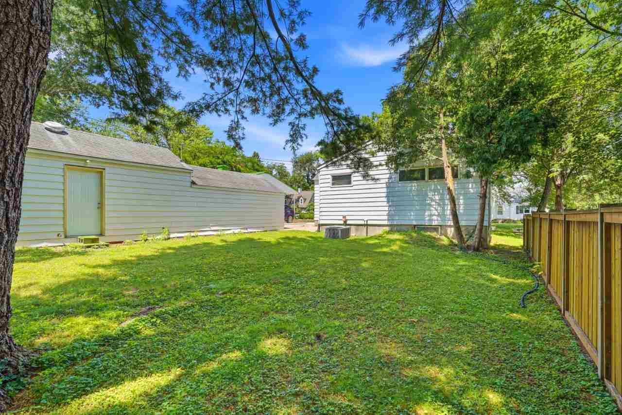 27 Prospect Place Iowa City IA 52246