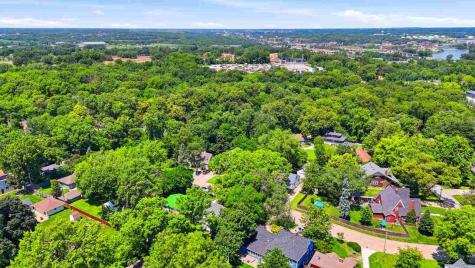 27 Prospect Place Iowa City IA 52246