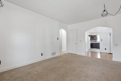 27 Prospect Place Iowa City IA 52246