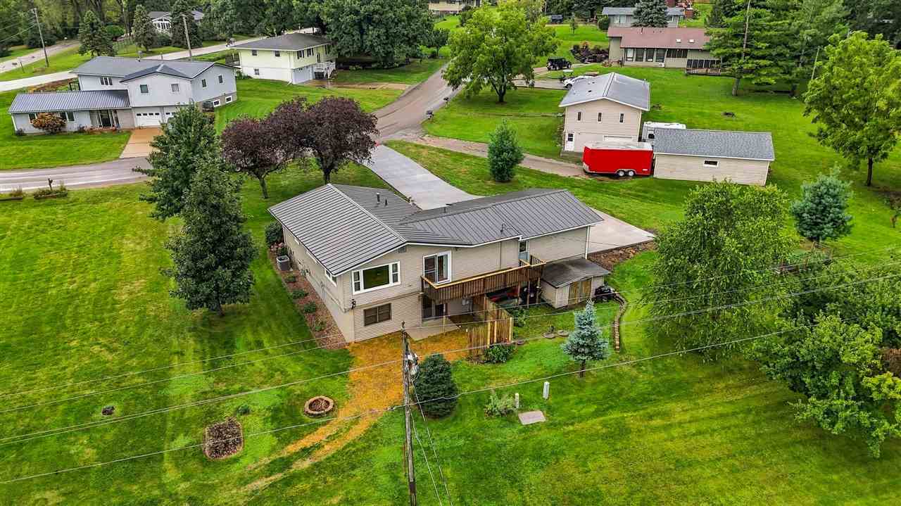 304 Lake View Drive NE Solon IA 52333