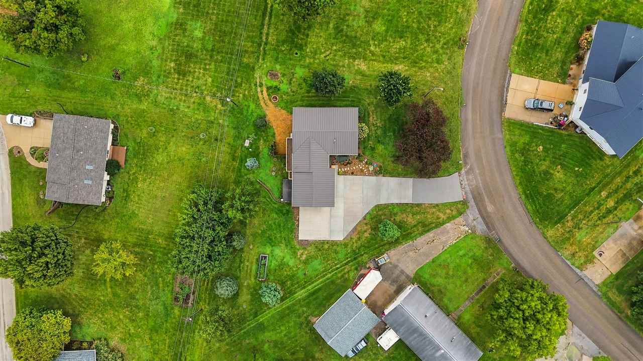 304 Lake View Drive NE Solon IA 52333