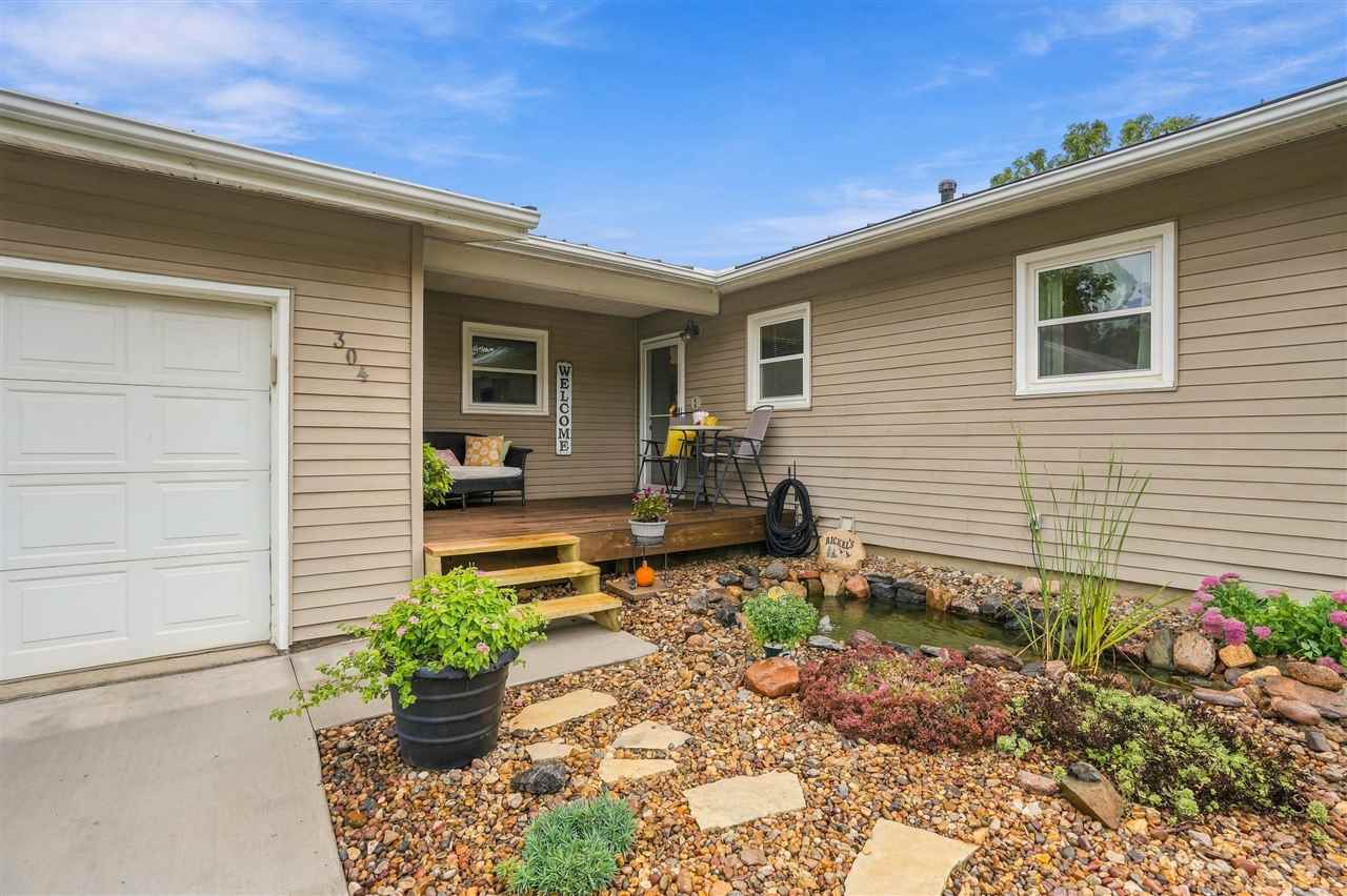 304 Lake View Drive NE Solon IA 52333