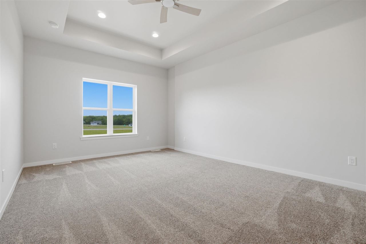 215B Timberline Terrace Kalona IA 52247