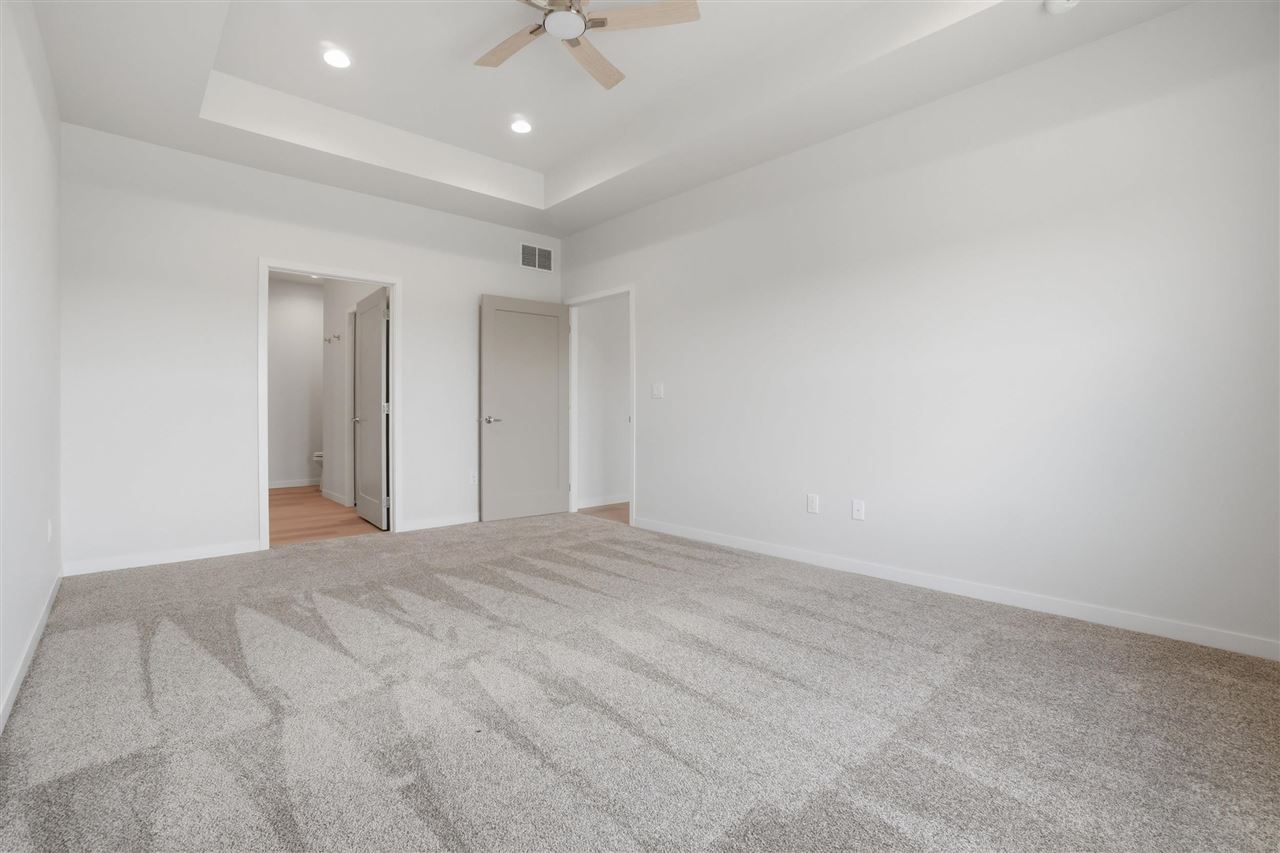 215B Timberline Terrace Kalona IA 52247