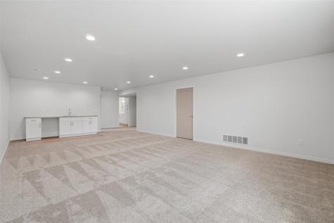 215B Timberline Terrace Kalona IA 52247