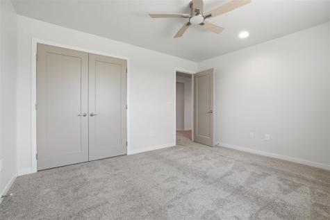 215B Timberline Terrace Kalona IA 52247