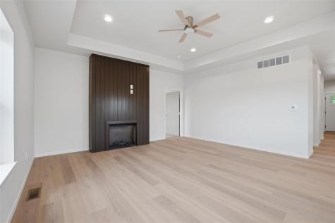 215B Timberline Terrace Kalona IA 52247
