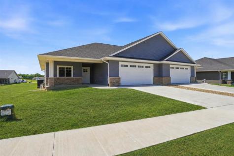 215B Timberline Terrace Kalona IA 52247