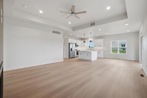 215B Timberline Terrace Kalona IA 52247