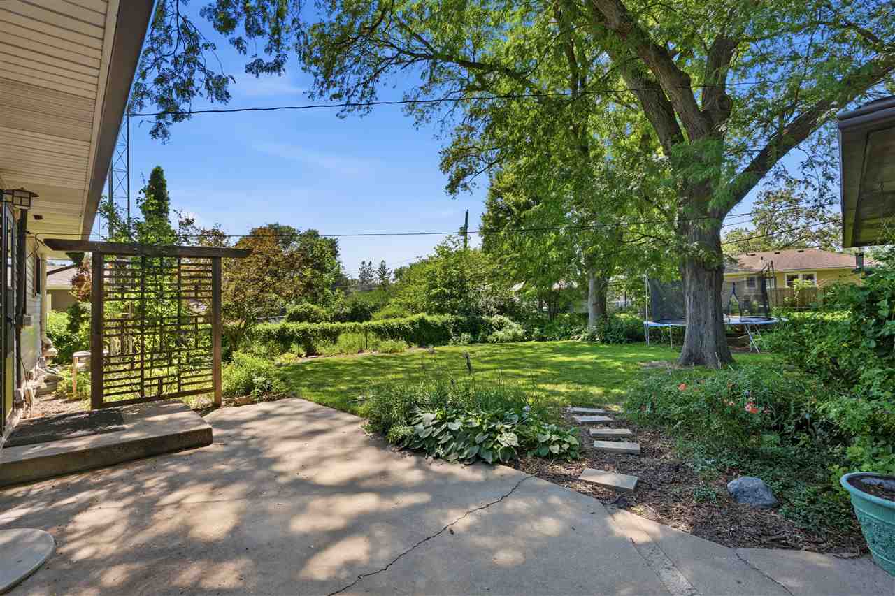 517 Terrace Road Iowa City IA 52245
