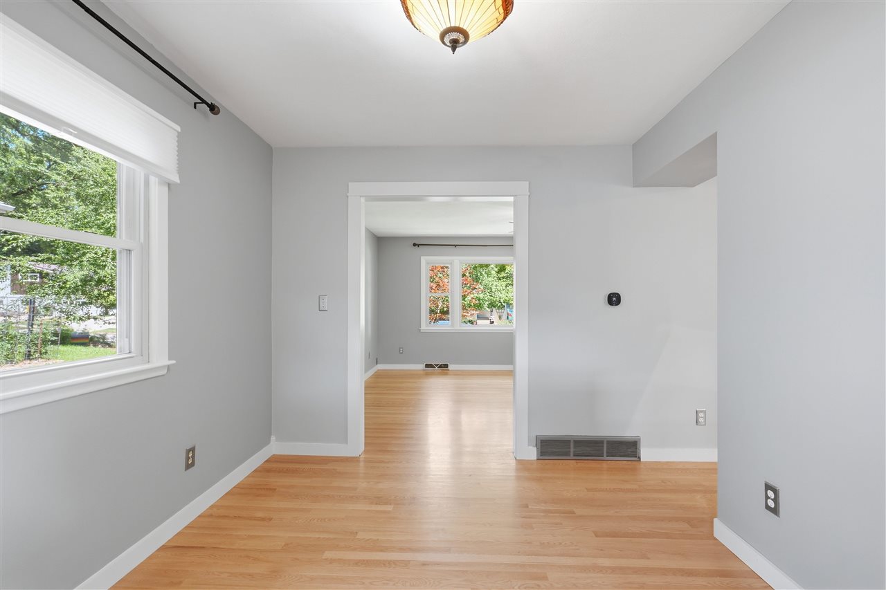 517 Terrace Road Iowa City IA 52245
