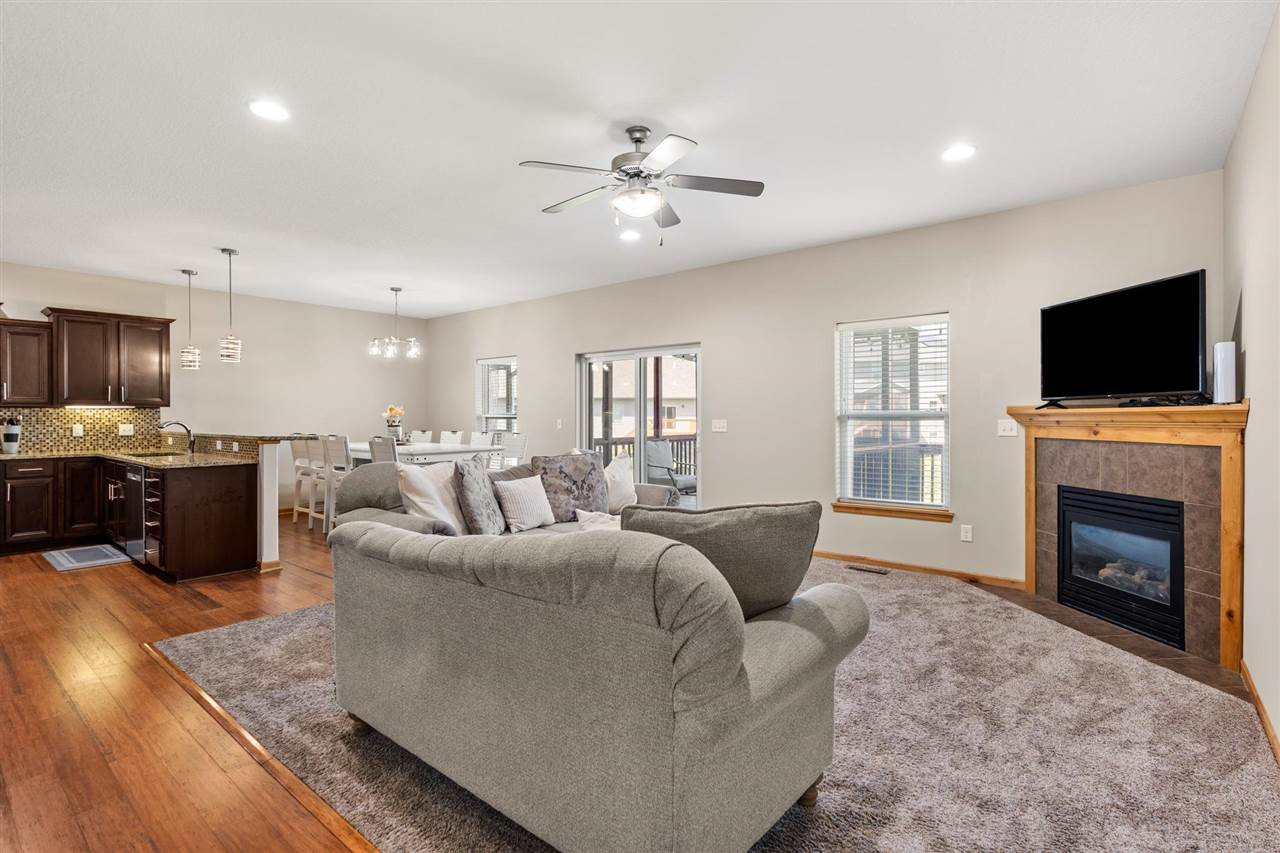 10 Ash Court North Liberty IA 52317
