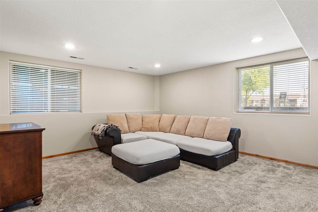 10 Ash Court North Liberty IA 52317