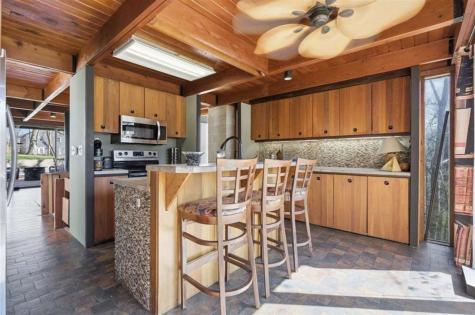 2140 Glass Road Cedar Rapids IA 52402
