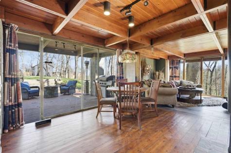 2140 Glass Road Cedar Rapids IA 52402