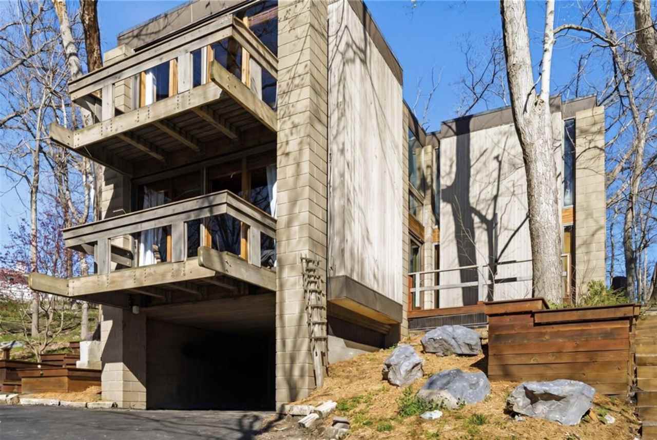 2140 Glass Road Cedar Rapids IA 52402