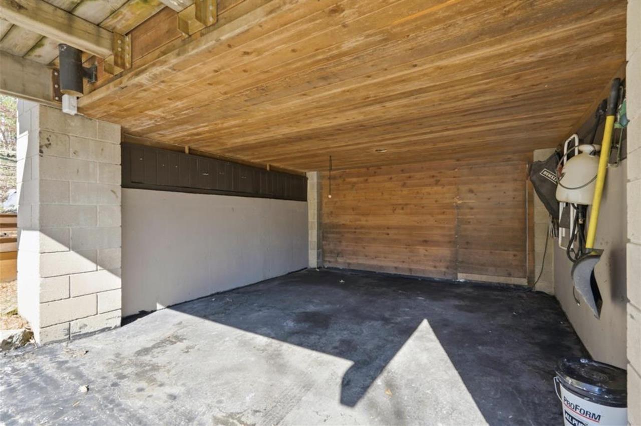 2140 Glass Road Cedar Rapids IA 52402