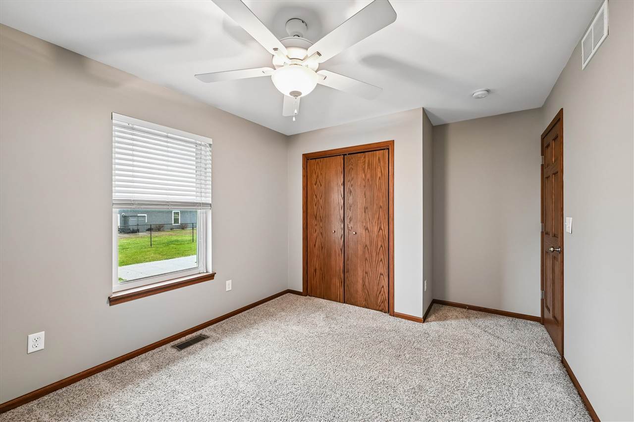 807 Juniper Drive Independence IA 50644